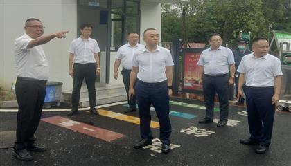遂寧興業(yè)集團(tuán)召開“問題大排查、作風(fēng)大整治、工作大提升”專項(xiàng)行動現(xiàn)場推進(jìn)會